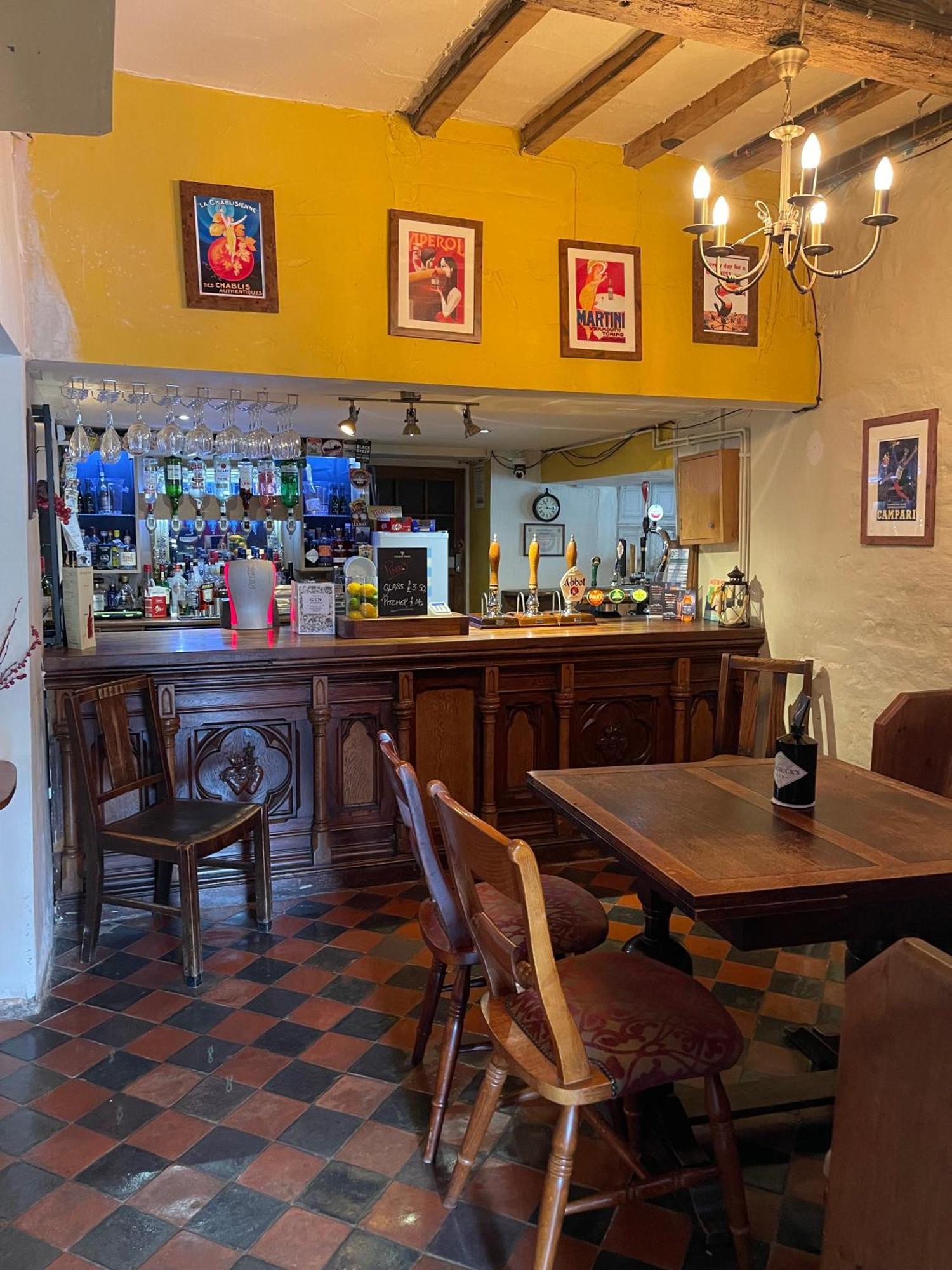 مبيت وإفطار ميلتون موبراي The Kings Arms المظهر الخارجي الصورة